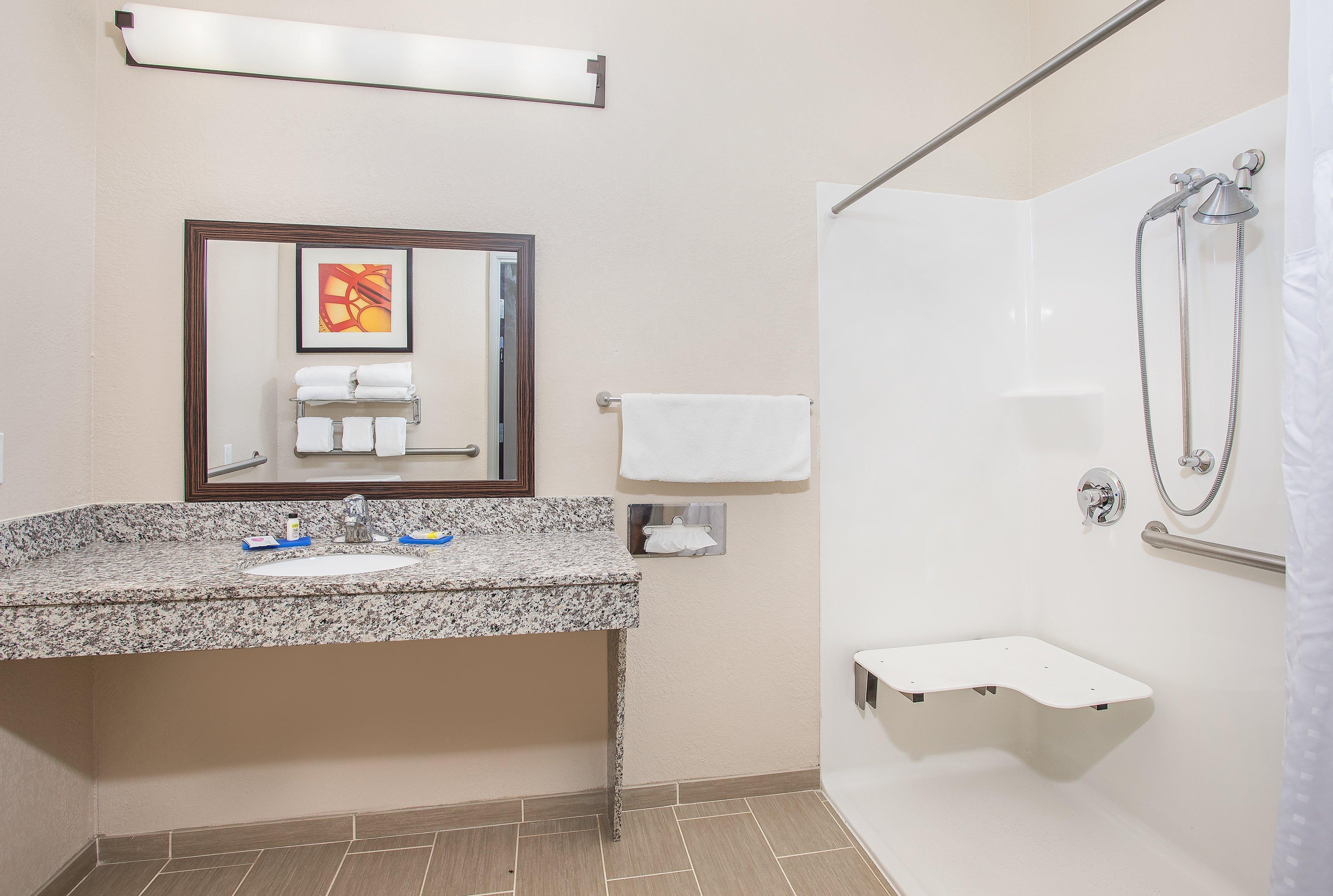 Holiday Inn Express Hotel & Suites Glasgow By Ihg Exteriör bild