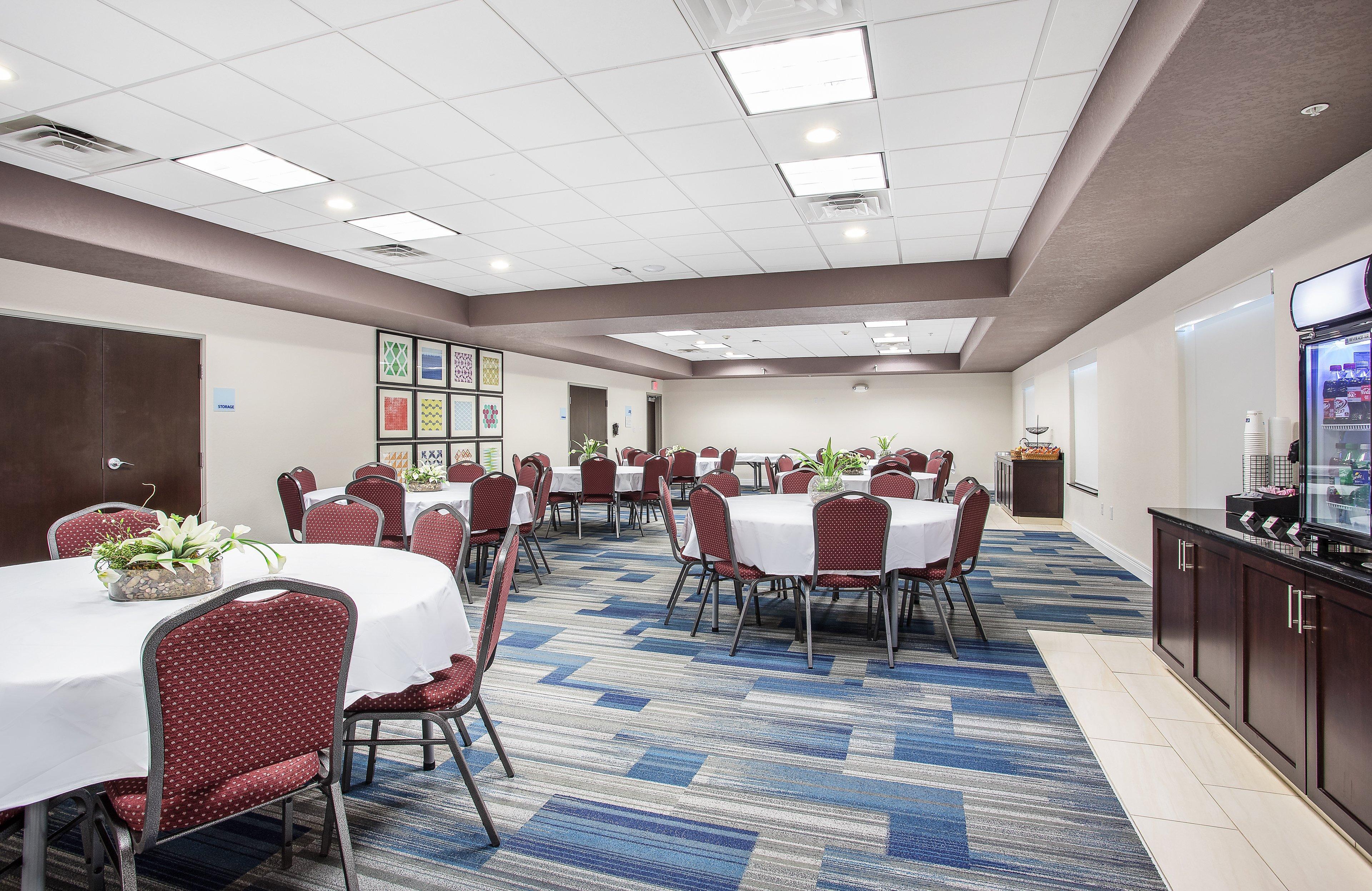 Holiday Inn Express Hotel & Suites Glasgow By Ihg Exteriör bild