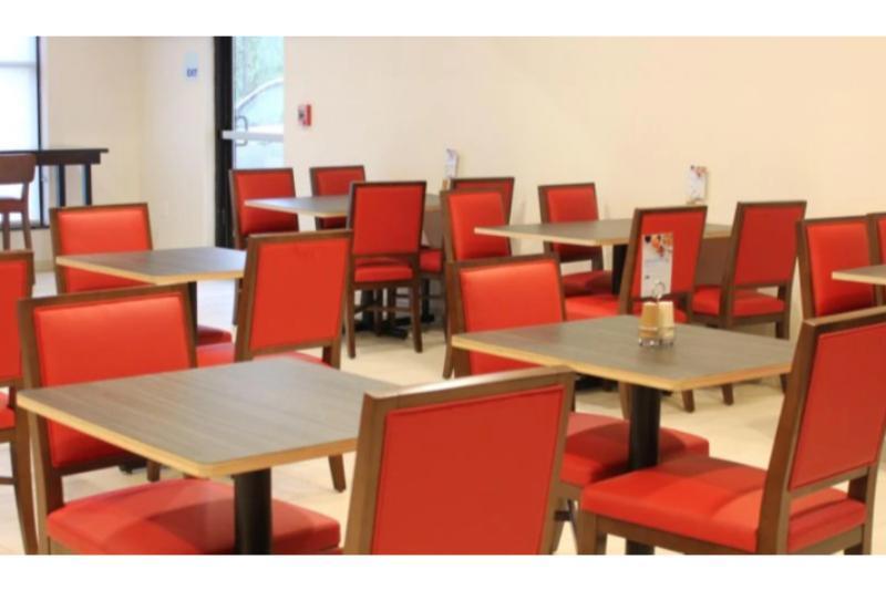 Holiday Inn Express Hotel & Suites Glasgow By Ihg Exteriör bild