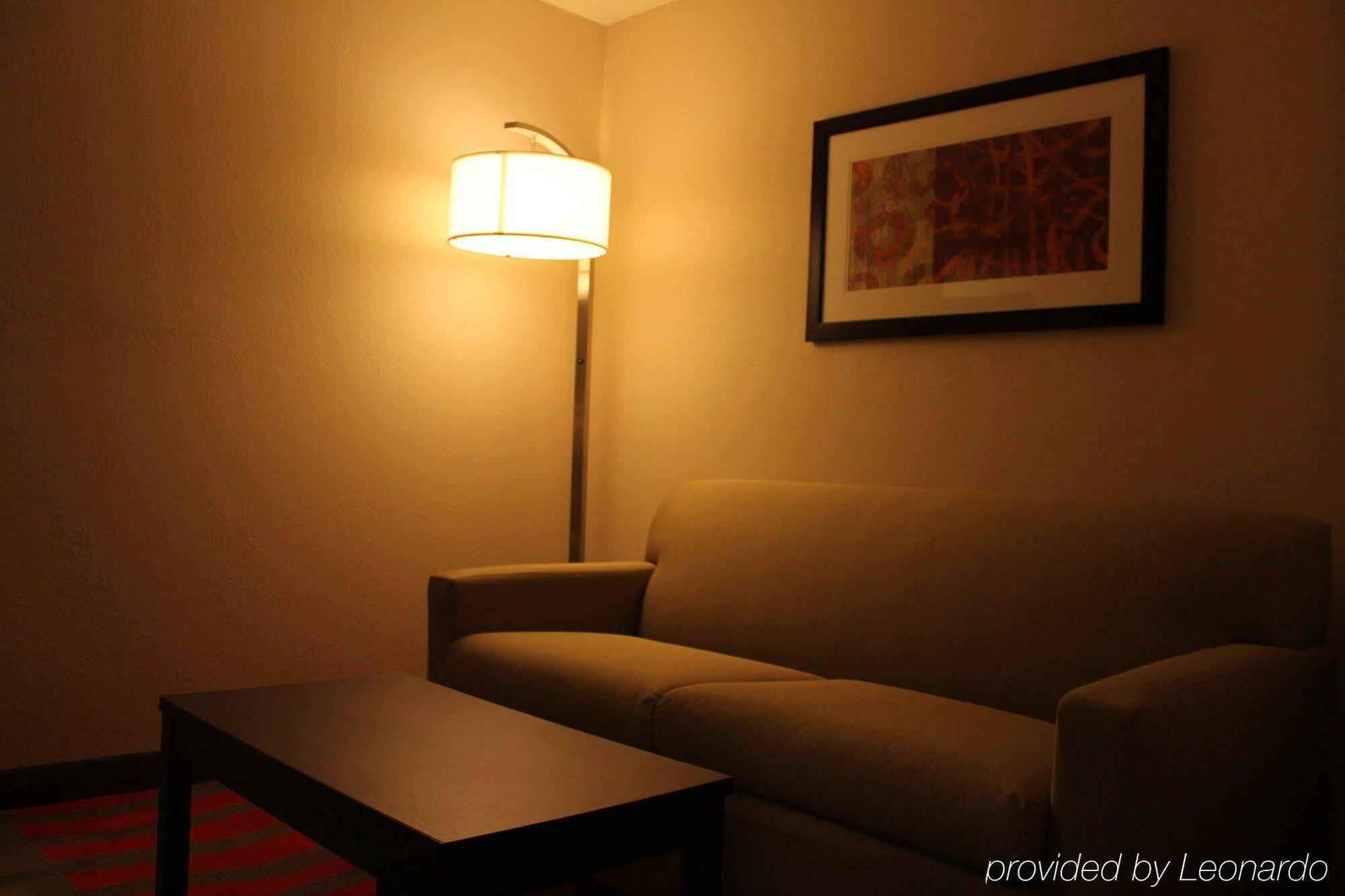 Holiday Inn Express Hotel & Suites Glasgow By Ihg Exteriör bild